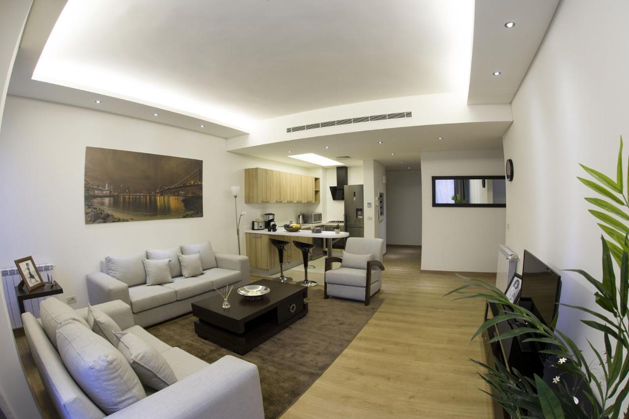 Kantari Suites Beirut Exteriör bild